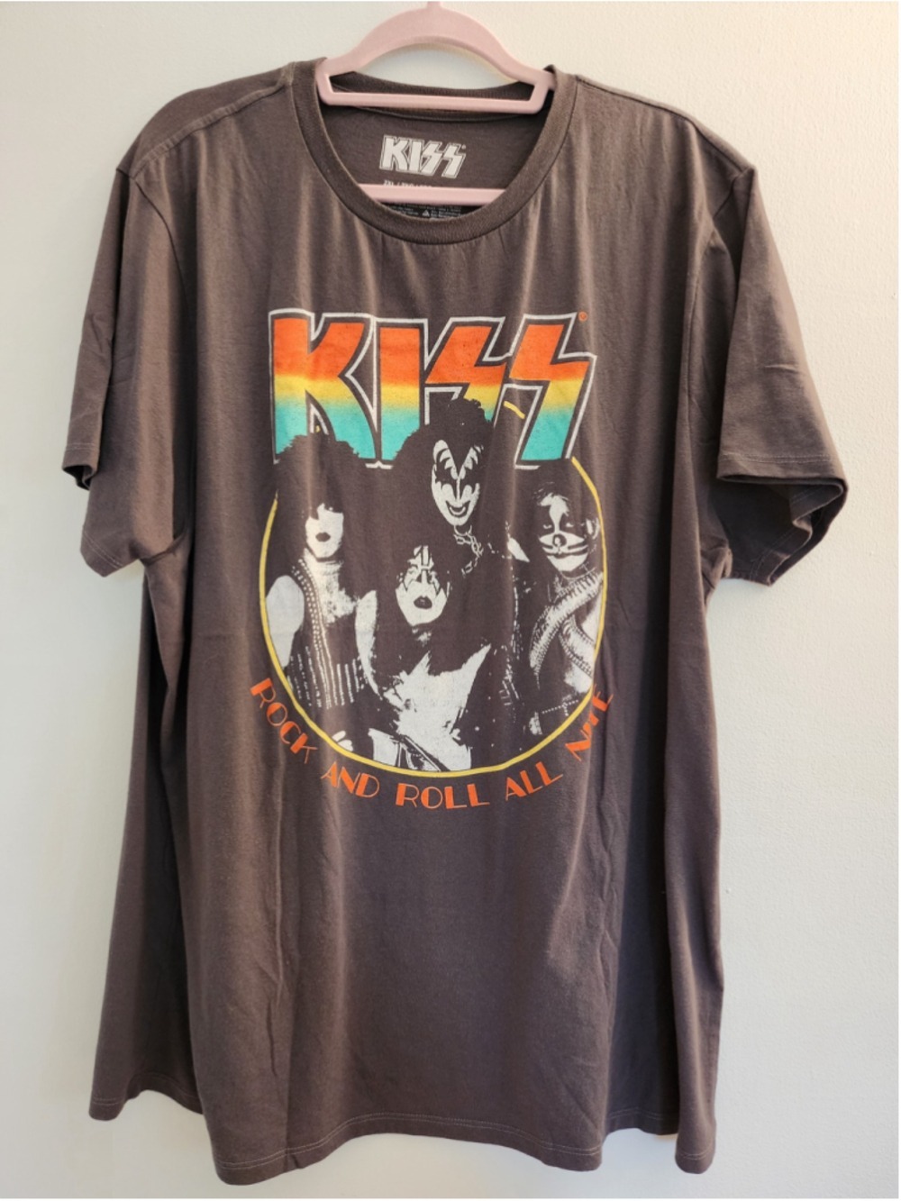 KISS Rock and Roll All Nite Graphic Band Tee Shirt Size 2XL EUC Mad Engine